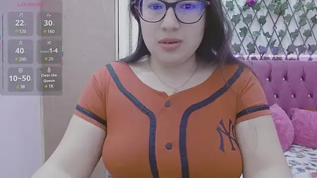 RollingGirls – webcam model profile photo Image 5