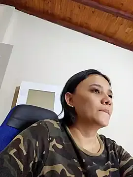 Queen_Shanuu – webcam model profile photo Image 15