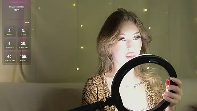 AnnyBangs Image 3