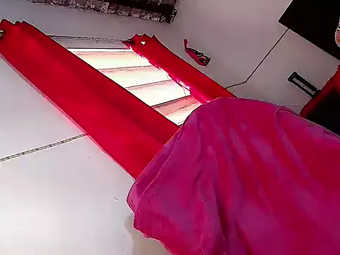 ClaireBree – webcam model profile photo Image 7