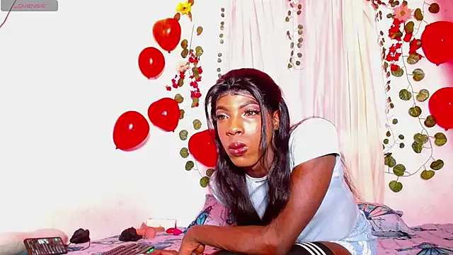 hina_porn – webcam model profile photo Image 16