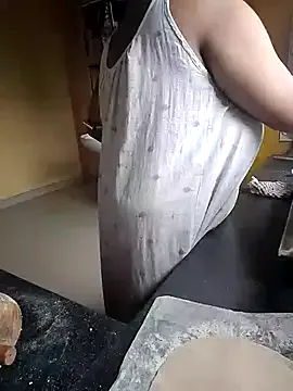 SonY_CaM – webcam model profile photo Image 10