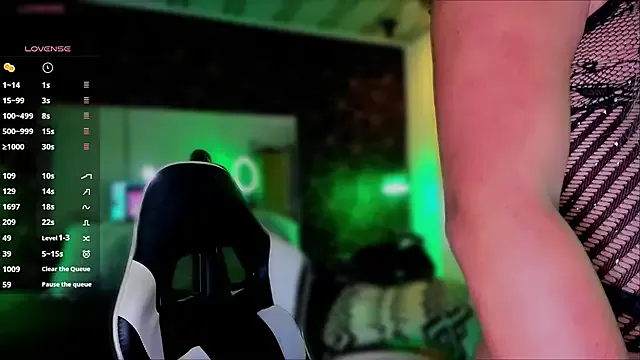 Megu_Melon – webcam model profile photo Image 5