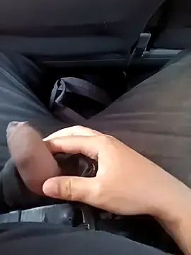 roouse – webcam model profile photo Image 11