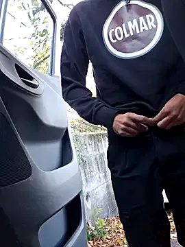 Nonchan_ – webcam model profile photo Image 10