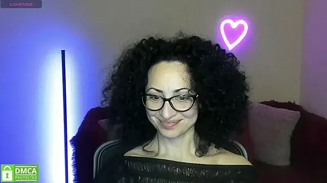 Arianasweety23 – webcam model profile photo
