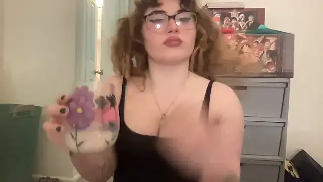 Priyajaanbaby – webcam model profile photo Image 3