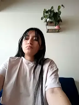 POCARI_SWEAT – webcam model profile photo Image 2