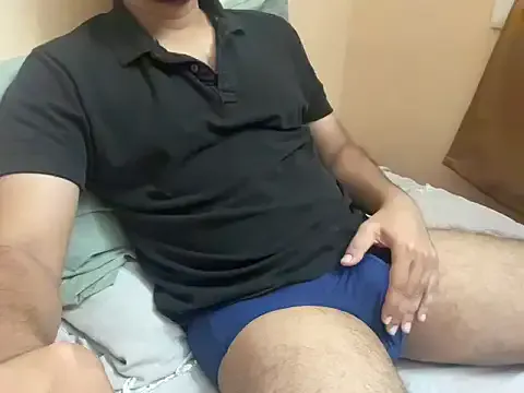 Nonchan_ – webcam model profile photo Image 2