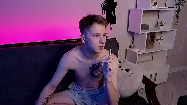 hiroada – webcam model profile photo Image 11