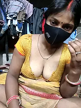 roouse – webcam model profile photo Image 15