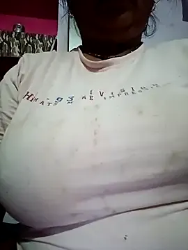 _Alice_1 – webcam model profile photo Image 2