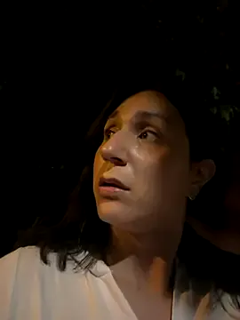 CarolBarker – webcam model profile photo Image 9