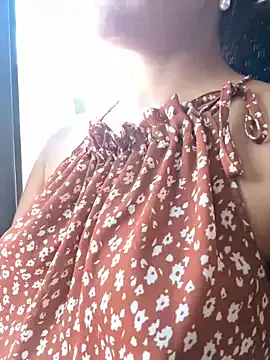 NATINATU252525 – webcam model profile photo Image 8