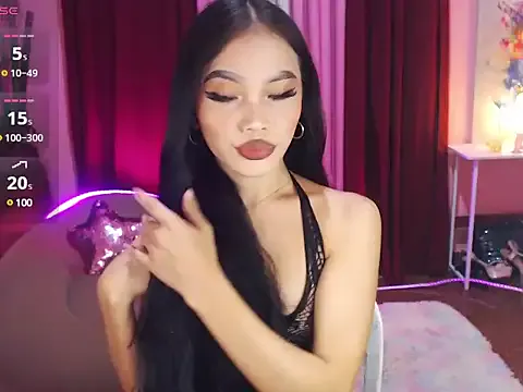 zui_lu – webcam model profile photo Image 3