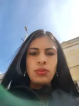 DIANITA_1988 – webcam model profile photo Image 17