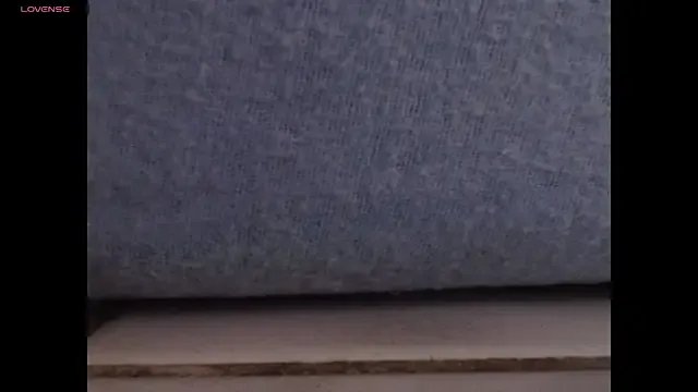 aurelie – webcam model profile photo