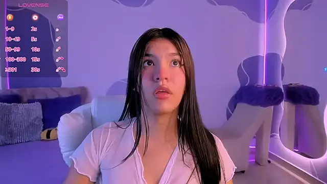 school_ch – webcam model profile photo Image 5