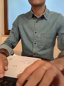 oxo_yuna_oxo – webcam model profile photo Image 5