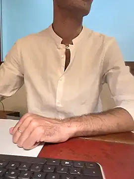 oxo_yuna_oxo – webcam model profile photo Image 9