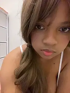 LadySugar – webcam model profile photo Image 19