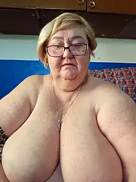 maataaan – webcam model profile photo Image 8