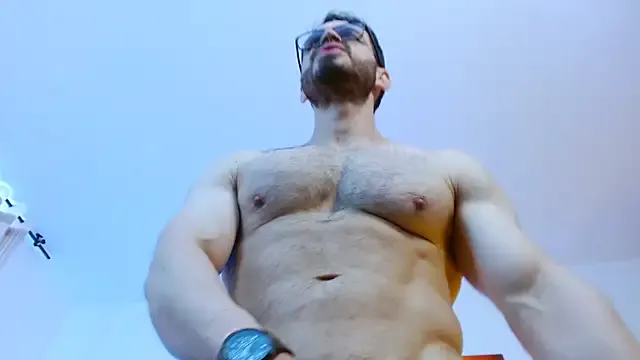 Jbear7127 – webcam model profile photo Image 4