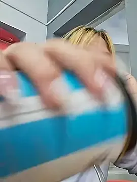 nathi_poyo – webcam model profile photo Image 12