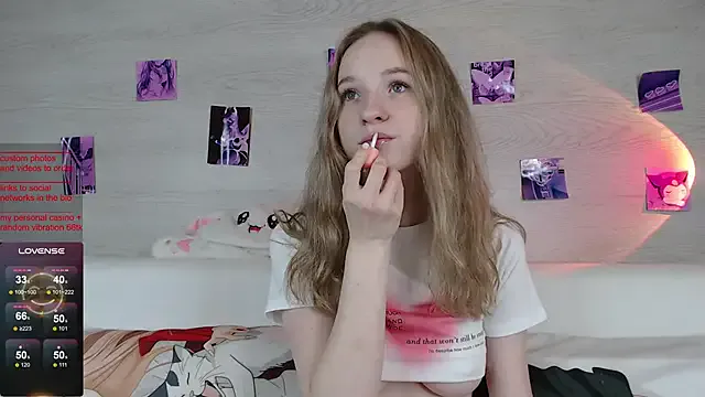  – webcam model profile photo Image 4