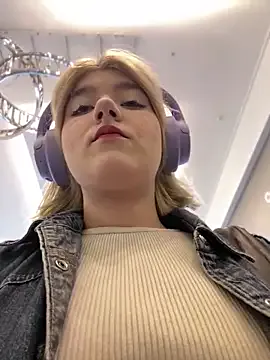 Humsafar-HDX-13 – webcam model profile photo Image 19