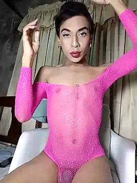 roouse – webcam model profile photo Image 10