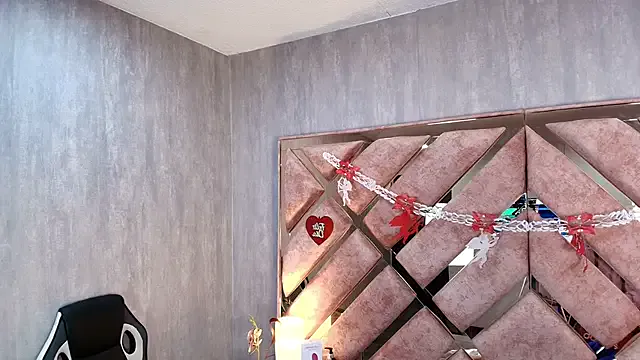 ManuRouse – webcam model profile photo Image 14