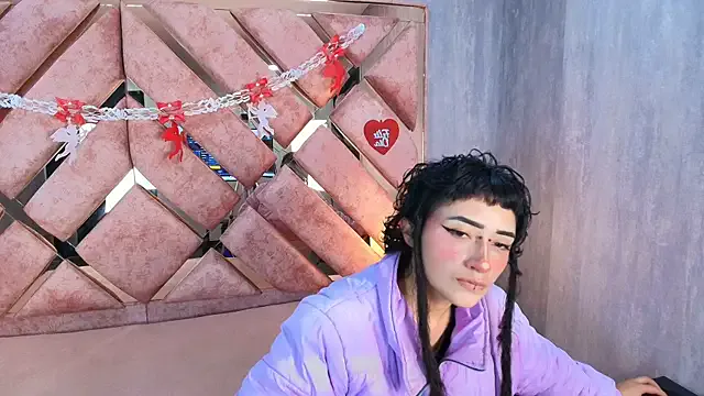 ManuRouse – webcam model profile photo Image 15