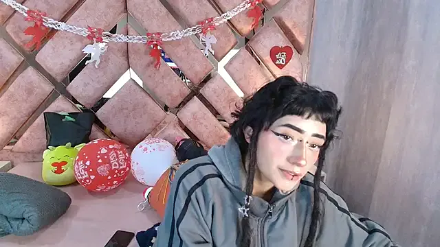 ManuRouse – webcam model profile photo Image 19