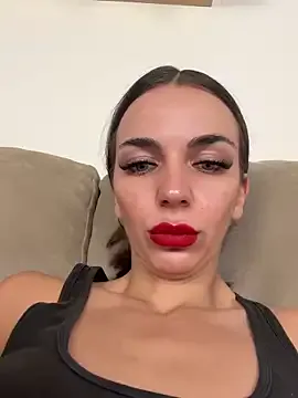 LOVE_MIREI_LOVE – webcam model profile photo Image 2