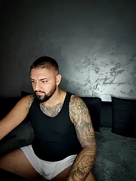 Mia--meow – webcam model profile photo Image 13