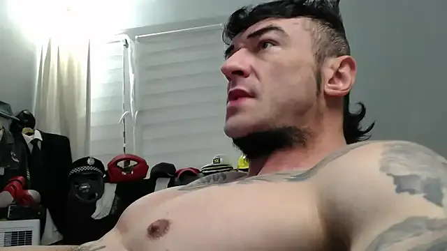 _Alicee_1 – webcam model profile photo Image 4