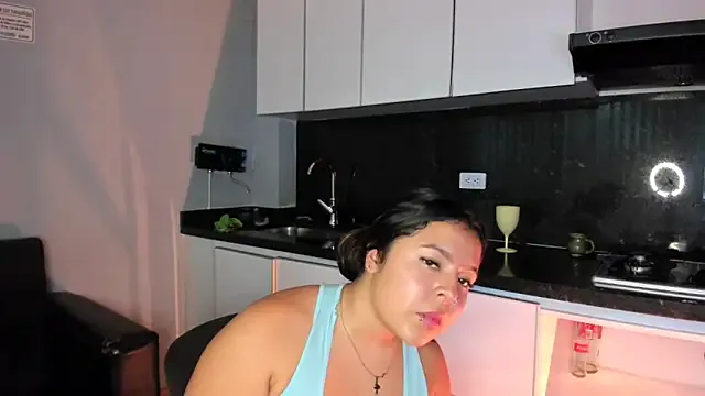 Meii-meyy – webcam model profile photo Image 2