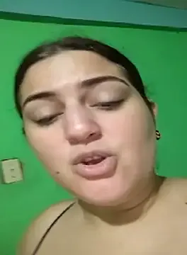 roouse – webcam model profile photo Image 17