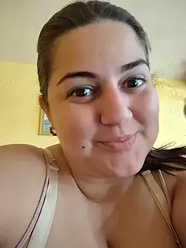 roouse – webcam model profile photo Image 9