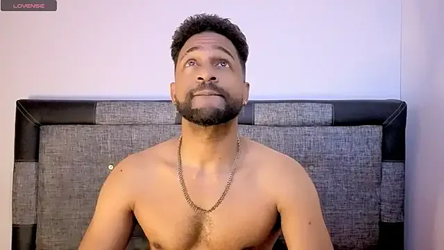 Mia--meow – webcam model profile photo Image 19