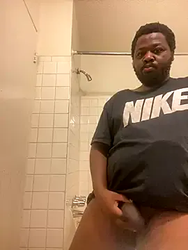 maataaan – webcam model profile photo Image 15