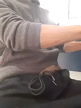 seraphine23 – webcam model profile photo Image 11