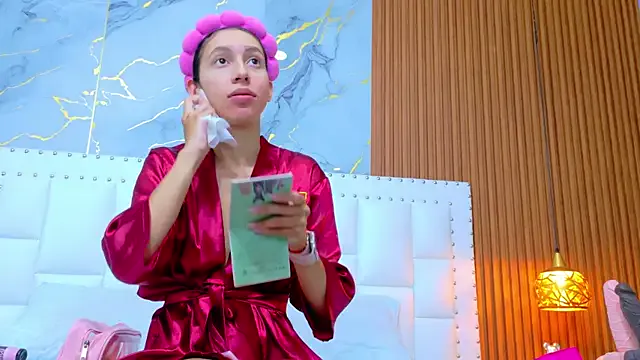 Mia--meow – webcam model profile photo Image 15