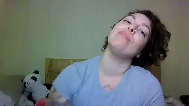  – webcam model profile photo Image 2