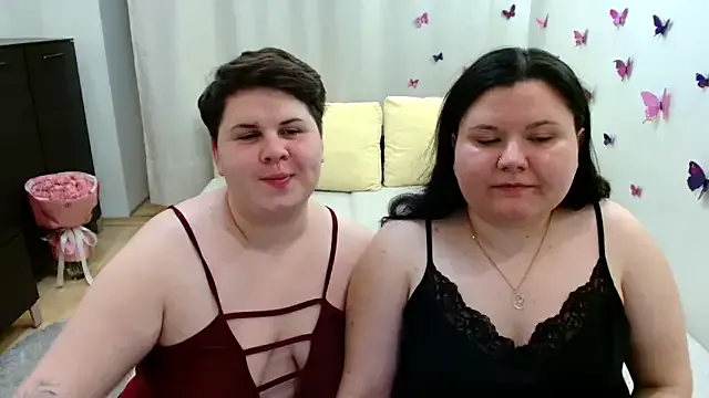 BeckyAndHellen Image 5