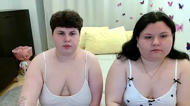 BeckyAndHellen Image 6