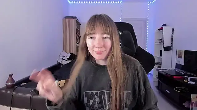 LOVE_MOMO_LOVE – webcam model profile photo Image 12