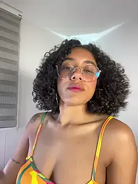 AmeliaBrilliants – webcam model profile photo Image 9