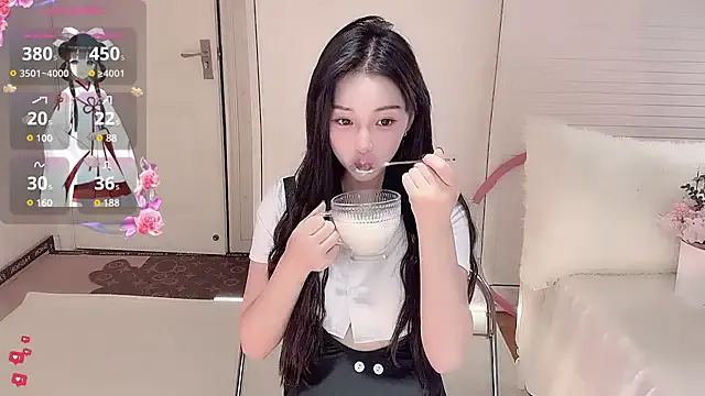 NANA_7 – webcam model profile photo Image 6